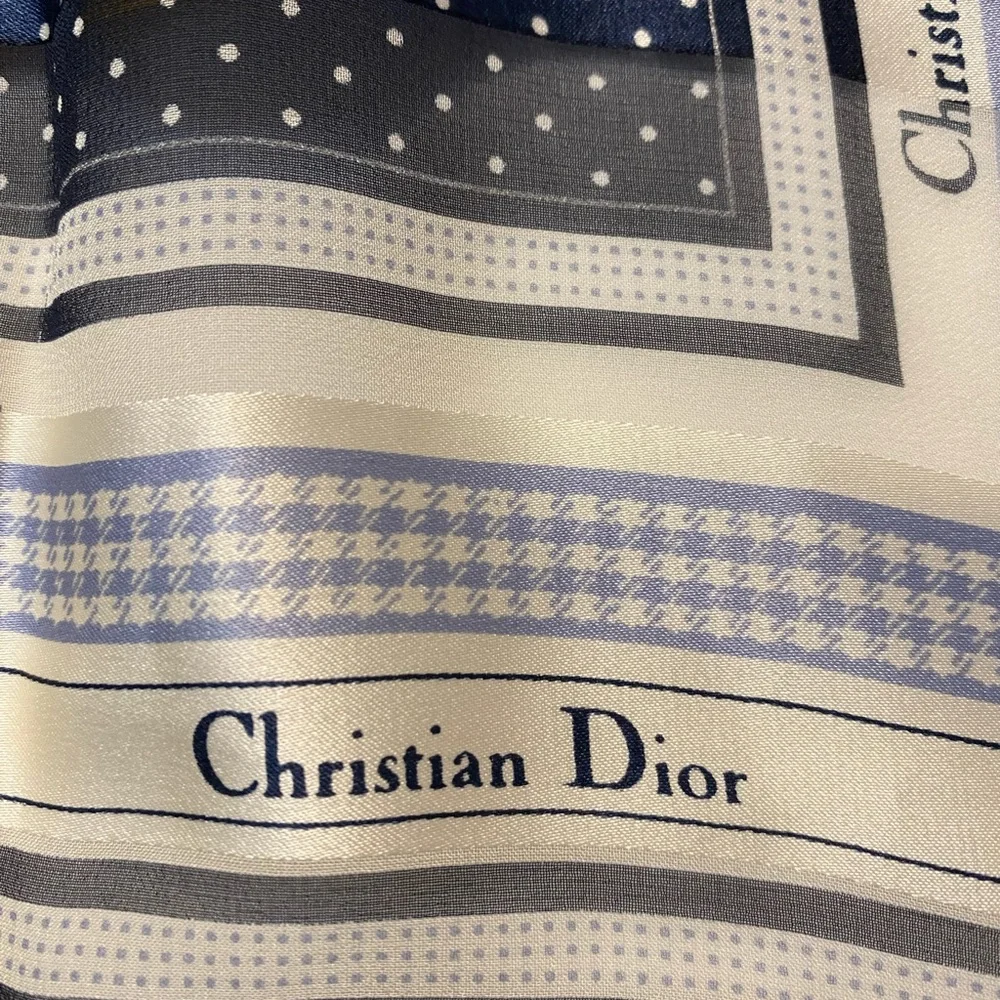 CHRISTIAN DIOR SCARF